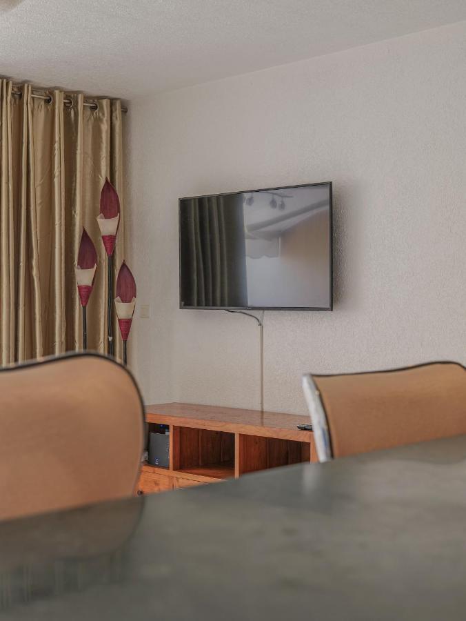 Bleu Horizon Tahiri Apartment Punaauia  Bagian luar foto